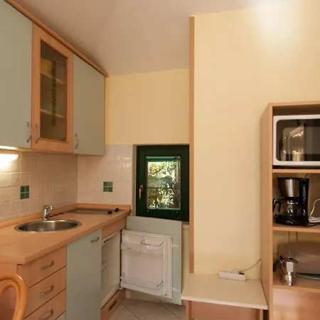 Antonija Apartment *